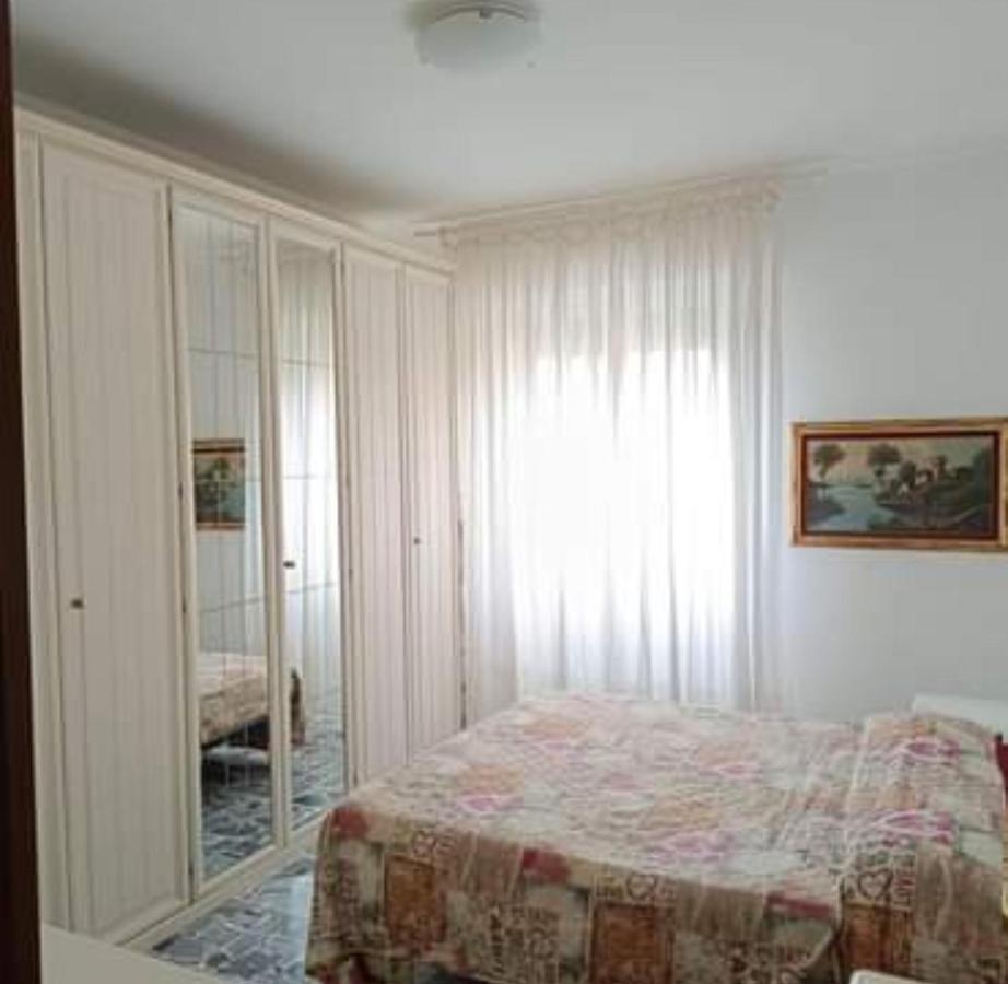Appartamento Loano Climatizzato Mt 650 Dal Mare Exterior photo